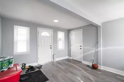 4874 N 73rd St, Milwaukee, WI 53218 - Photo 7