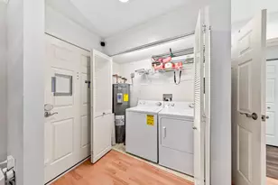 1108 N Milwaukee St, Milwaukee, WI 53202 - Photo 17