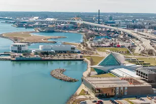 1108 N Milwaukee St, Milwaukee, WI 53202 - Photo 29