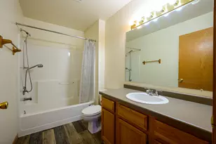 9354 W Loomis Rd, Franklin, WI 53132 - Photo 9