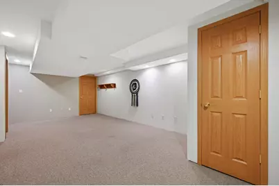 1027  River Place Blvd, Waukesha, WI 53189 - Photo 23