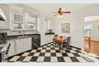 2400 E Newton Ave, Shorewood, WI 53211 - Photo 7