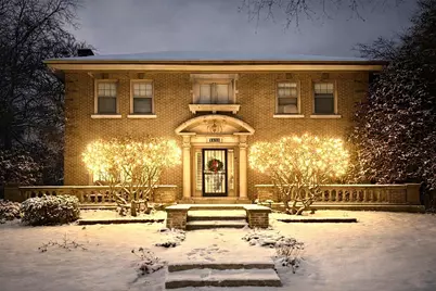 2400 E Newton Ave, Shorewood, WI 53211 - Photo 25