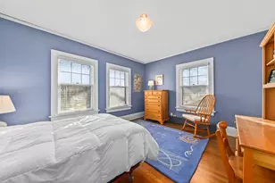 2400 E Newton Ave, Shorewood, WI 53211 - Photo 11