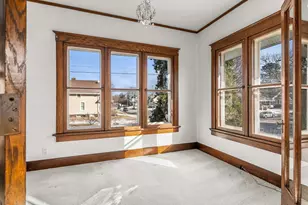 904 N 9th St, Manitowoc, WI 54220 - Photo 9