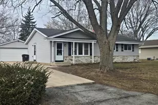 6708 Lone Elm Dr, Racine, WI 53402 - Photo 9