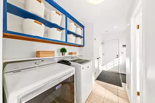 13715 W Park Ave, New Berlin, WI 53151 - Photo 25