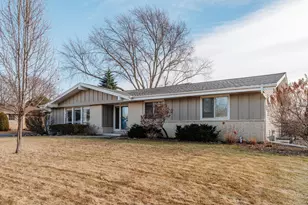 13715 W Park Ave, New Berlin, WI 53151 - Photo 45