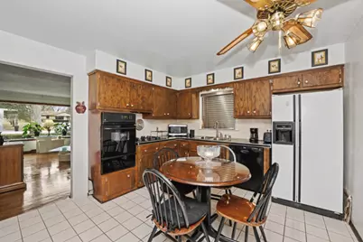 7649 N 51st Blvd, Milwaukee, WI 53223 - Photo 9