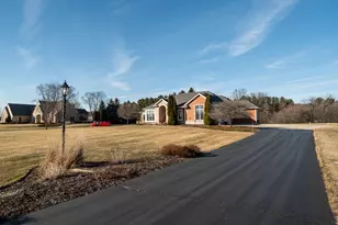 S101W32920 West Pointe Dr, Mukwonago, WI 53149 - Photo 57