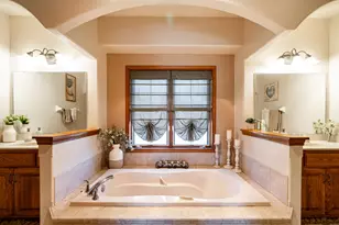 S101W32920 West Pointe Dr, Mukwonago, WI 53149 - Photo 17