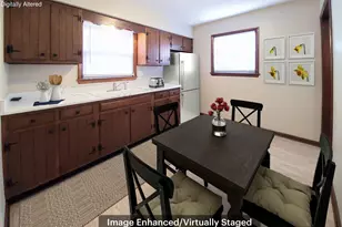 8525 W Lisbon Ave, Milwaukee, WI 53222 - Photo 5