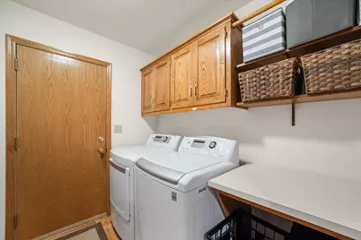 1914 E Sunset Dr, Waukesha, WI 53189 - Photo 23