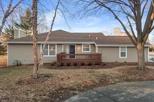 1914 E Sunset Dr, Waukesha, WI 53189 - Photo 3