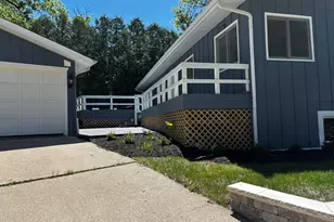 560 Free Church Dr, Williams Bay, WI 53191 - Photo 37