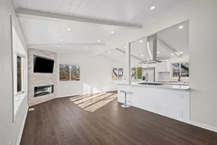 560 Free Church Dr, Williams Bay, WI 53191 - Photo 7