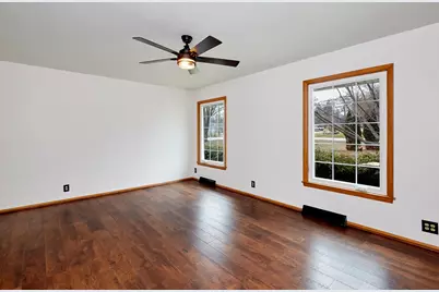 18700  Moor Ct, Brookfield, WI 53045 - Photo 5