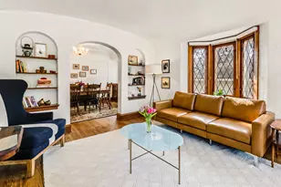 1920 N 86th St, Wauwatosa, WI 53226 - Photo 5