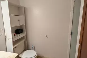 7721 N 60th St, Milwaukee, WI 53223 - Photo 17