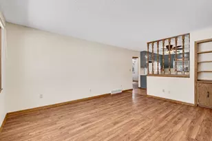2631 Lakeshore Dr, Campbell, WI 54603 - Photo 7