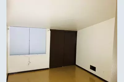 8901 N Swan Rd #D, Milwaukee, WI 53224 - Photo 5