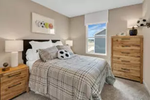 4851 Oakmont Rd, Racine, WI 53403 - Photo 17