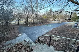 8651 N 68th St, Milwaukee, WI 53223 - Photo 23