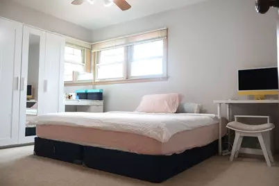 5542 W Jerelyn Pl, Milwaukee, WI 53219 - Photo 17