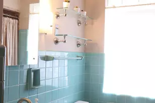 5542 W Jerelyn Pl, Milwaukee, WI 53219 - Photo 37