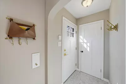 2846 N 81st St, Milwaukee, WI 53222 - Photo 3