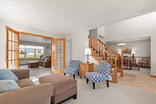 W210N16521 Woodshire Ct, Jackson, WI 53037 - Photo 9