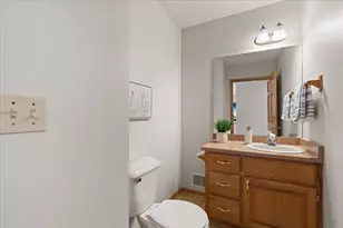 W210N16521 Woodshire Ct, Jackson, WI 53037 - Photo 31