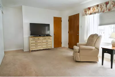 6604 W Montana St, Milwaukee, WI 53219 - Photo 3