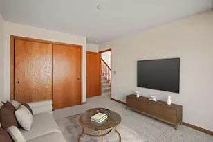 6331 Kingsview Dr, Racine, WI 53406 - Photo 19