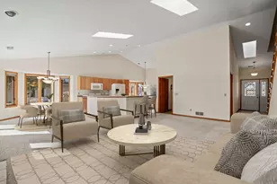 6331 Kingsview Dr, Racine, WI 53406 - Photo 7