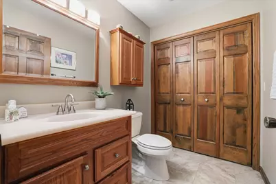 581  Hartridge Dr #1, Hartland, WI 53029 - Photo 17