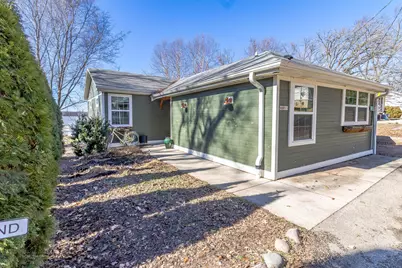 N6911  Lafayette Ln, Sugar Creek, WI 53121 - Photo 1