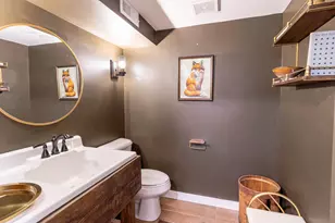 N6911 Lafayette Ln, Sugar Creek, WI 53121 - Photo 9