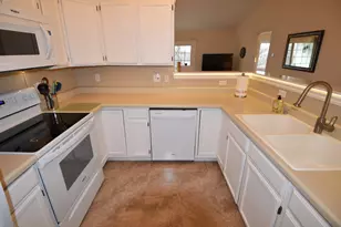 S77W19447 Lakewood Dr, Muskego, WI 53150 - Photo 13