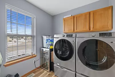 6427  San Marino Dr, Racine, WI 53406 - Photo 35