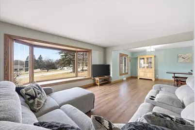 3238  Hawthorne Ln, Hartford, WI 53027 - Photo 7