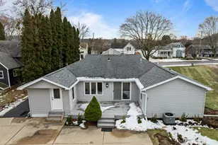 132 Fontana Ave, Fontana, WI 53125 - Photo 73