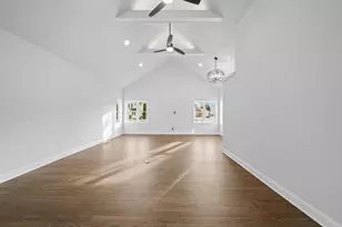 132 Fontana Ave, Fontana, WI 53125 - Photo 81