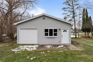 132 Fontana Ave, Fontana, WI 53125 - Photo 67