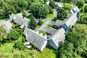 1722 Journeys Dr, Delafield, WI 53029 - Photo 41