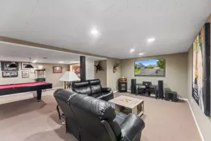 1722 Journeys Dr, Delafield, WI 53029 - Photo 31