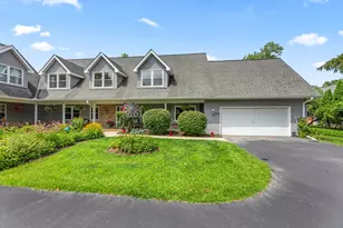 1722 Journeys Dr, Delafield, WI 53029 - Photo 1
