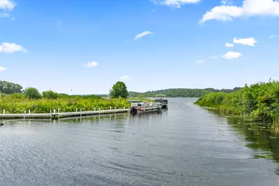 1722  Journeys Dr, Delafield, WI 53029 - Photo 53