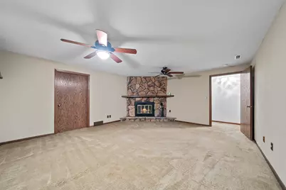 620  Bowers Blvd #4, Delavan, WI 53115 - Photo 19