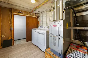 3328 N 13th St, Sheboygan, WI 53083 - Photo 9